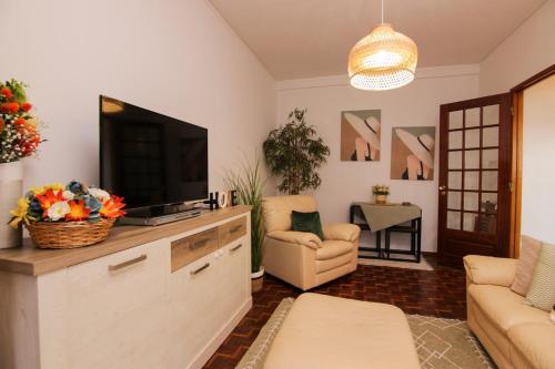 Charming 2BR Apartment in Olhão City Center