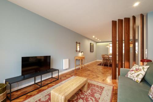 VIVA Serpa Pinto Serviced Apartments