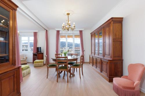 Classic French & Modern Comfort in Cannes