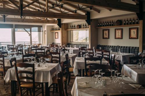Restaurace v ubytování Anemolia Mountain Resort
