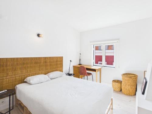Cozy 1BR with Private Terrace Praça das flores | By Airnest