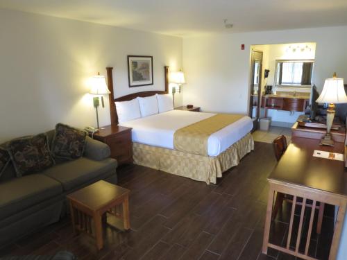 Gallery image of Country Inn Ontario in Ontario