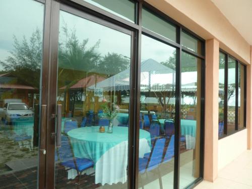 Fotografie z fotogalerie ubytování Cempaka Beach Resort v destinaci Kuantan