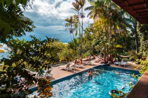 Piscina a Bambuda Lodge o a prop