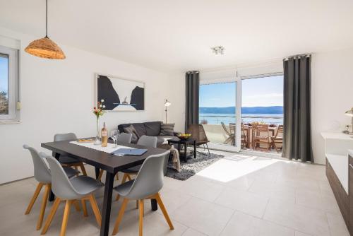 Villa Jolara With Heated Pool - Deluxe Apartment 15