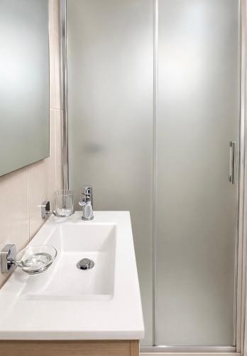 Luxury garden apartment in the heart of Athens