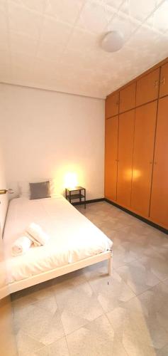 Tranquila y Céntrica Habitación Individual en Vivienda Compartida