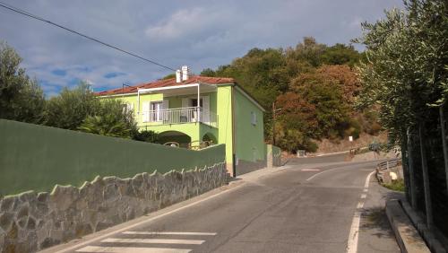 Το κτήριο όπου στεγάζεται  το bed & breakfast