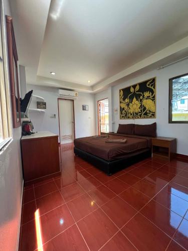 Ban Elephant Blanc Apartment