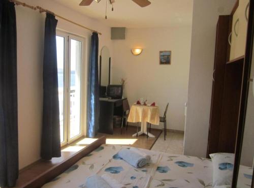 Azure Hvar Residence