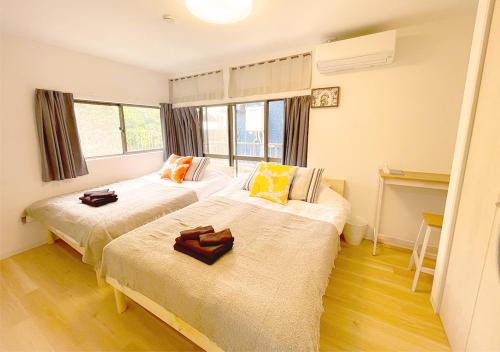 Spacious 2 Bedroom Apartment Near Haneda Airport Up to 9 Guests