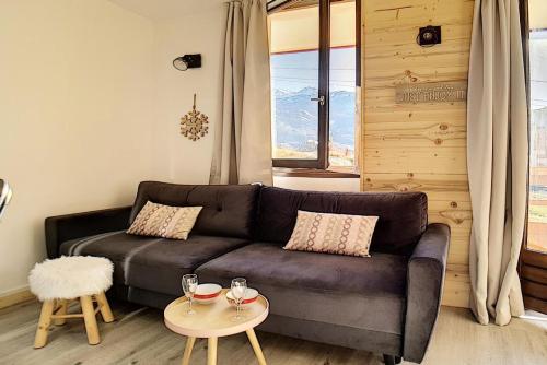 Résidence Boedette D - Appartement rénové · Départ et retour skis aux pieds · Balcon MAE-6874