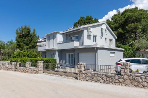 Sea & Stone Apartment No 2 in Starigrad