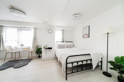 Central Shinjuku, Easy Access, 6 minutes from eki