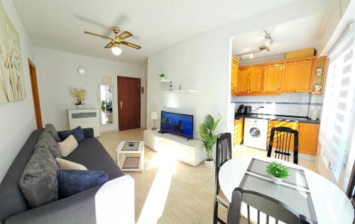 Apartments near Del Cura and Los Locos beaches