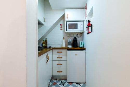 Studio Basement flat in the heart of alfama