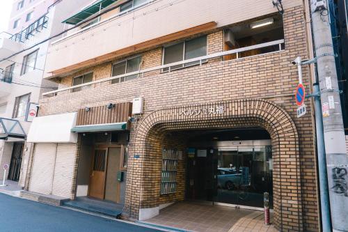 BM82 Elizabeth Garden 3