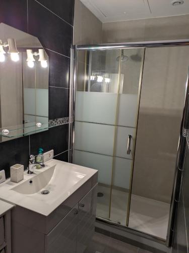 2 pièces piscine privée