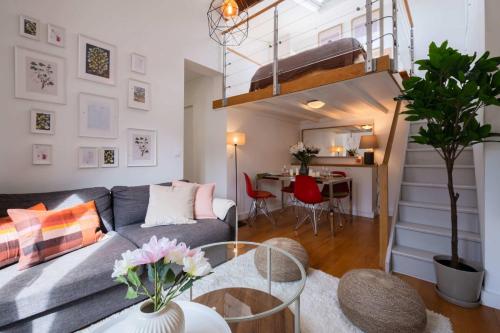 Top Floor Parisian Gem Views & Balcony