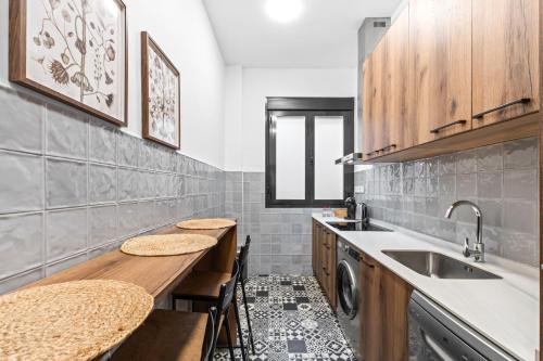 CHARLOT Center Apartment II