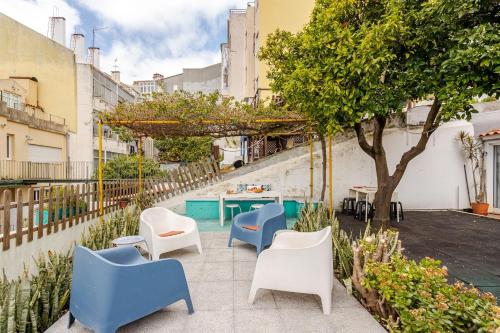 Fiona's - Traditional 2 bedroom apartment with amazing garden