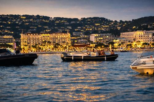 Charme et Elégance - 2 pièces - 200m Palais - Cannes Félix Faure - Vieux Port & Plages