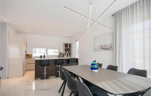 Beautiful Home In Krk With Sauna