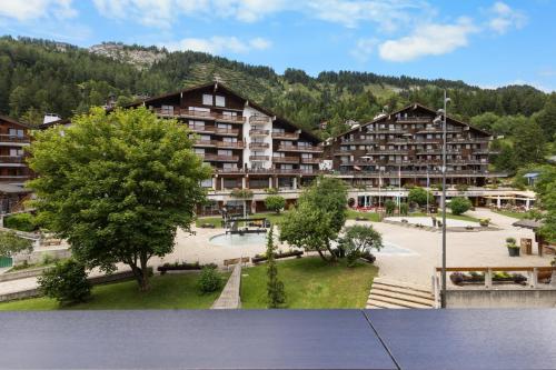 Mars 502 place du village a Anzere avec vue sur les Alpes