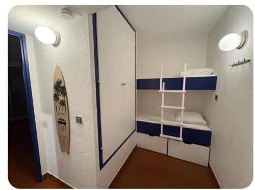 Direct Beach - Dina's Paradise