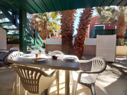 Appartement T2, terrasse, piscine, Eden Roc II, Narbonne Plage