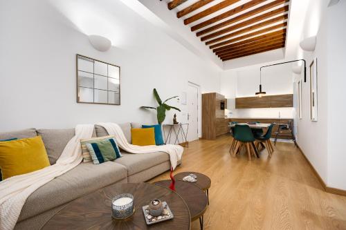 HB Apartaments Playa del Postiguet Beach
