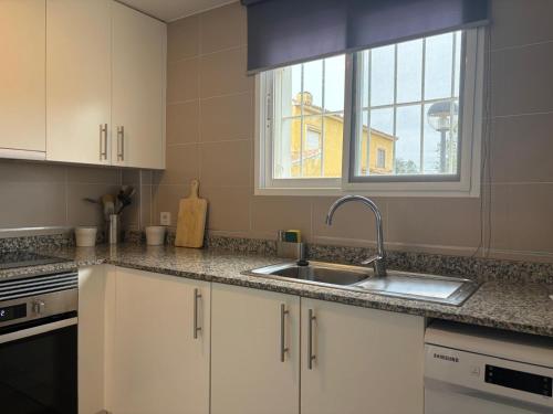 Apartamento en DENIA con 3 habitaciones dobles y piscina a 150 metros de la Playa Les Deveses