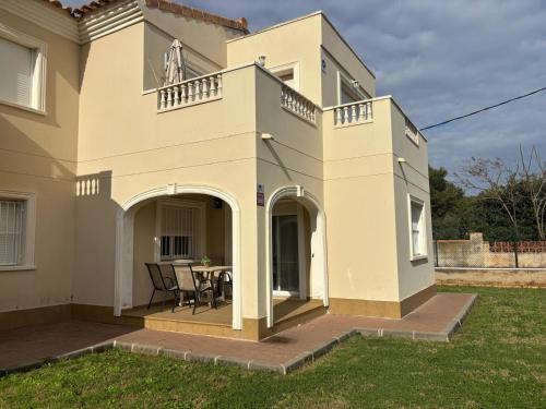 Apartamento en DENIA con 3 habitaciones dobles y piscina a 150 metros de la Playa Les Deveses