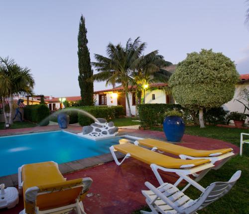 Πισίνα στο ή κοντά στο Alojamientos El Tejado