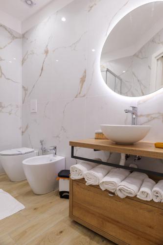 Palazzo Caracciolo D'Arena Luxury Rooms