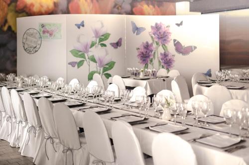 Restaurace v ubytování Hotel Ibis Styles La Rioja Arnedo