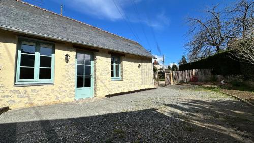 Logis du Pressoir SAINTE SUZANNE