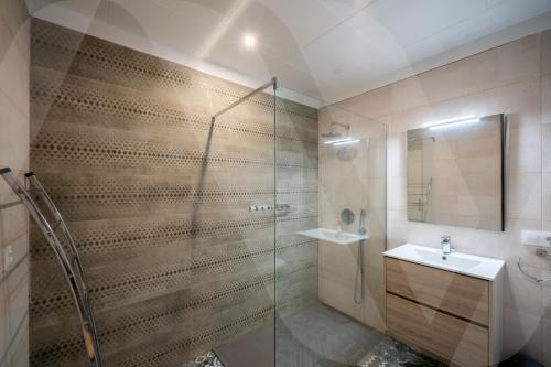 Appartement Vue Mer & Piscine Roses, Margarit by Welhomy