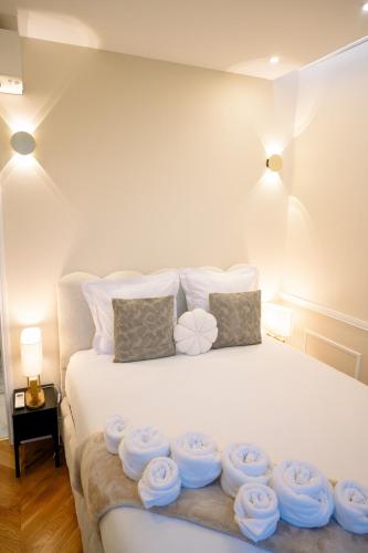 4P-1BR - Eiffel Tower View - Fully Renovated - A-C