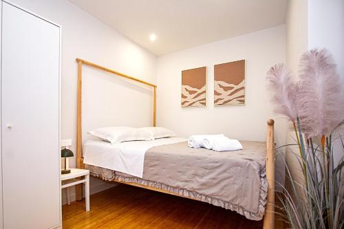L Apartment