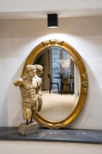 Aledo Boutique Apartments photo 40