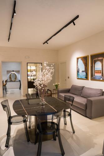 Aledo Boutique Apartments photo 6