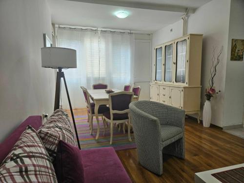 Zona d'estar a Premium Square Apartment