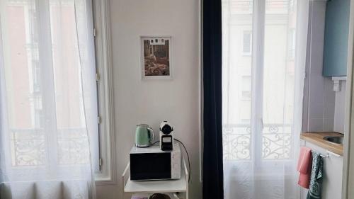 Cozy little Parisian nest, perfect for 2 people