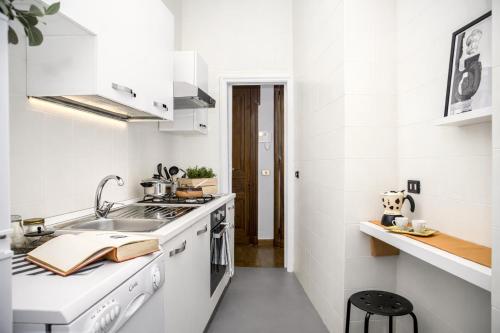 Casa Frangiò Modern Apartment Historical Centre - Authentic Neapolitan Apartment for Families and Friends