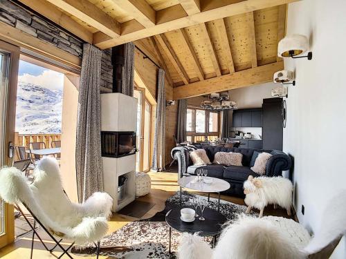 Chalet 2000 - Appartement neuf · Proche des pistes · Balcon · Jacuzzi MAE-0834
