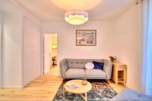 Elegant and comfortable apartment in Paris 17th arrondissement