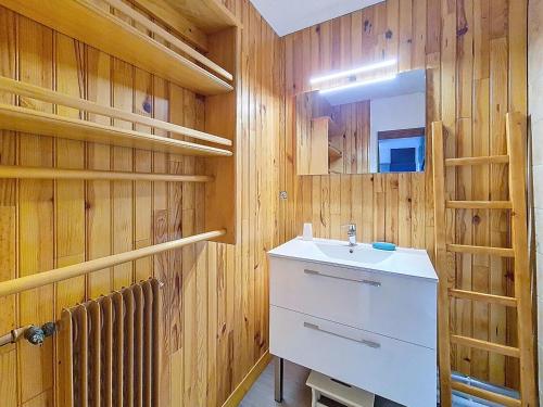 Appartement spacieux - 6 pers., pied des pistes - FR-1-344-1337