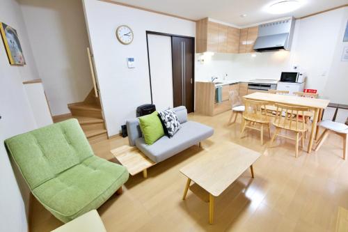 Nishikujo Base