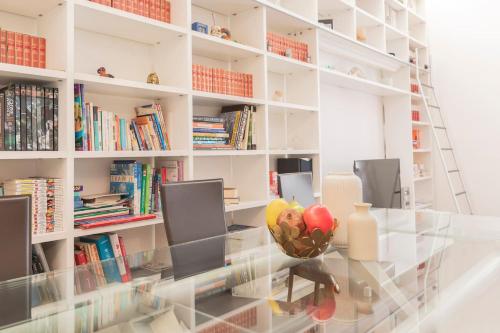 StayEasy Castello Sforzesco Apartment